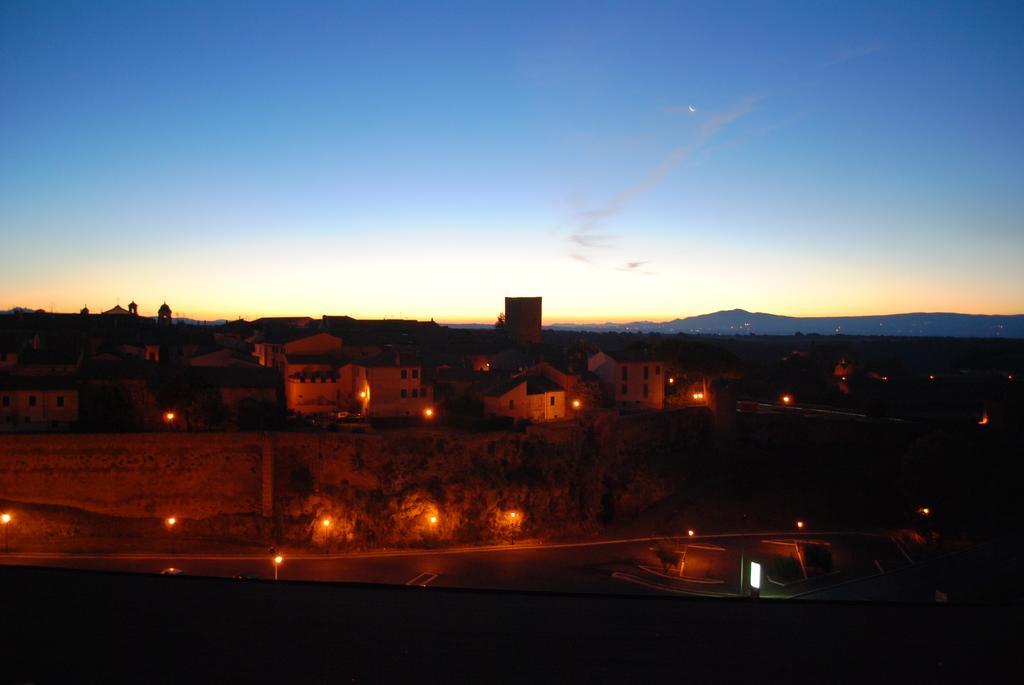 Hotel Tuscania Panoramico Quarto foto